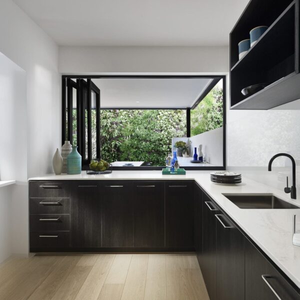 72in x 48in Aluminum Bifold Window - Image 3